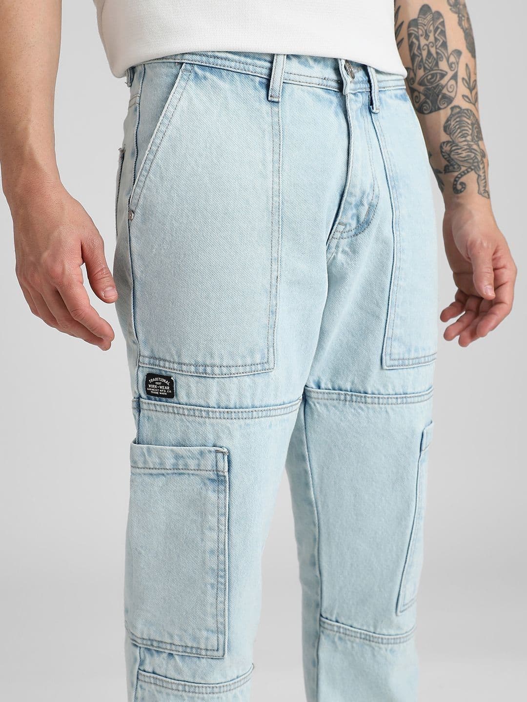 Klub Fox Men Straight Fit Denim Cargos Jeans thumbnail 3