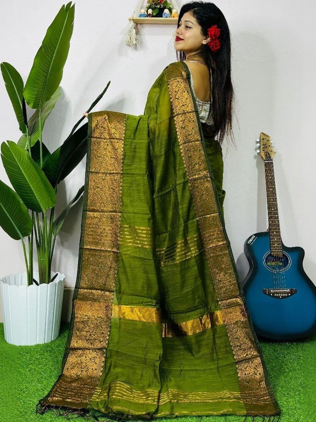 Brynbrit Woven Design Zari Handloom Khadi Saree thumbnail 3