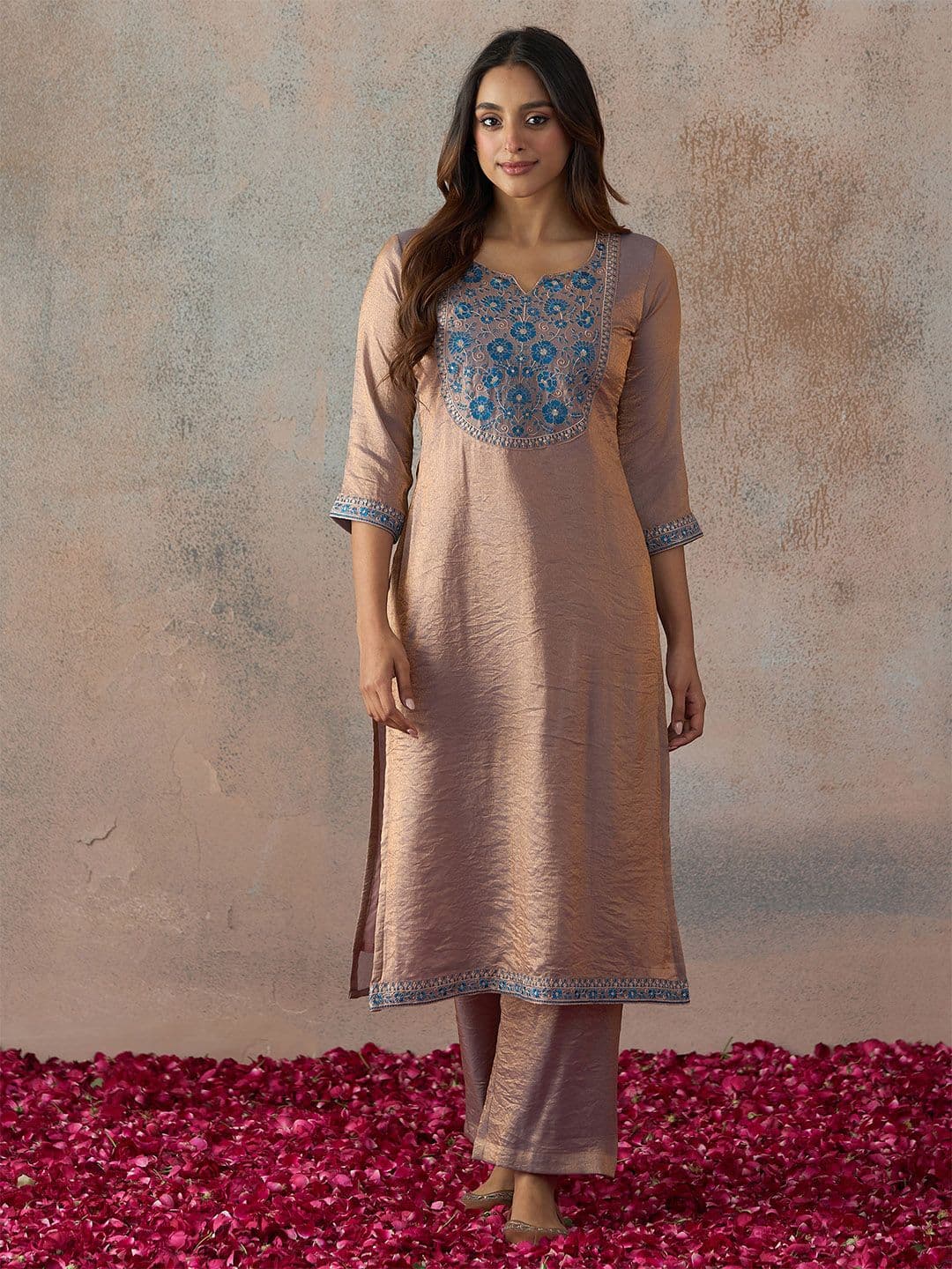 Anouk Mirage Women Ethnic Motifs Embroidered Regular Thread Work Kurta with Palazzos thumbnail 2