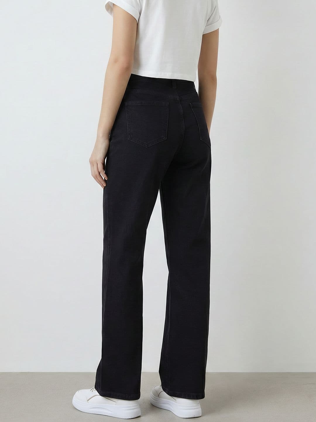 Mast & Harbour Women Relaxed Fit Stretchable Jeans thumbnail 5