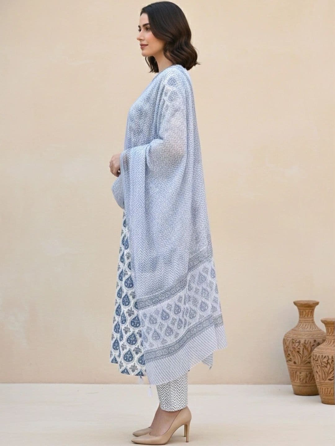Sangria Printed V-Neck Kurta Sets thumbnail 5