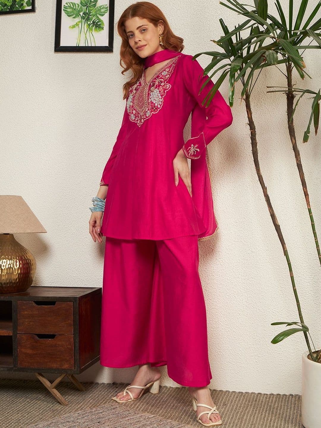 Honky Tonky Women Ethnic Motifs Embroidered Regular Thread Work Kurta with Palazzos & With Dupatta thumbnail 5