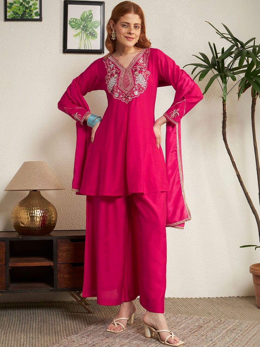 Honky Tonky Women Ethnic Motifs Embroidered Regular Thread Work Kurta with Palazzos & With Dupatta thumbnail 6