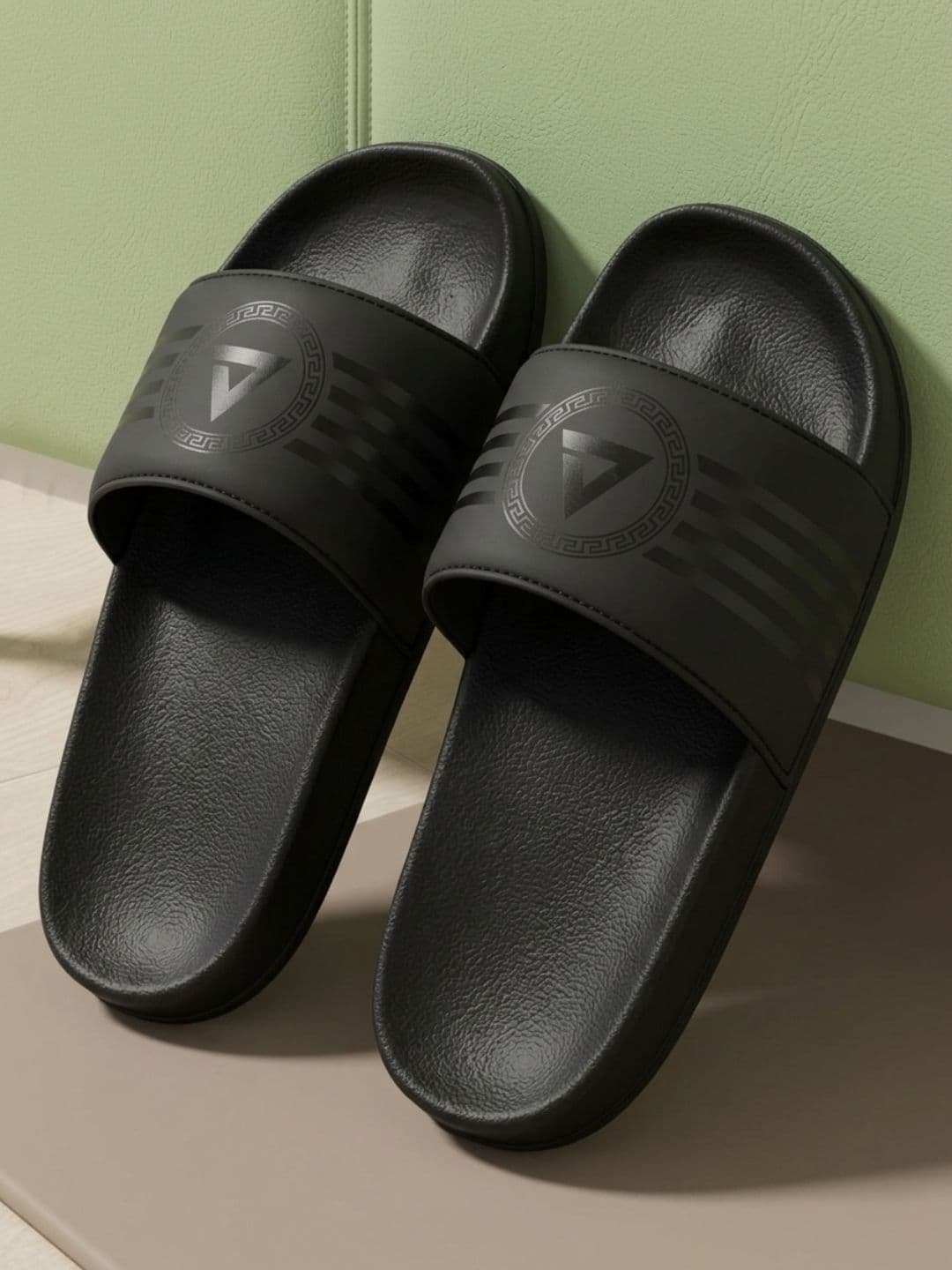 ARVAN Men Printed Sliders - view 1