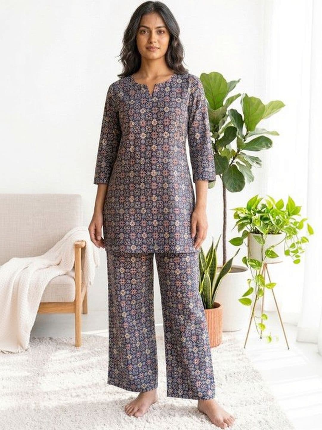 DESI HULIA Women Ethnic Motifs Printed Regular Kurta with Trousers - view 1