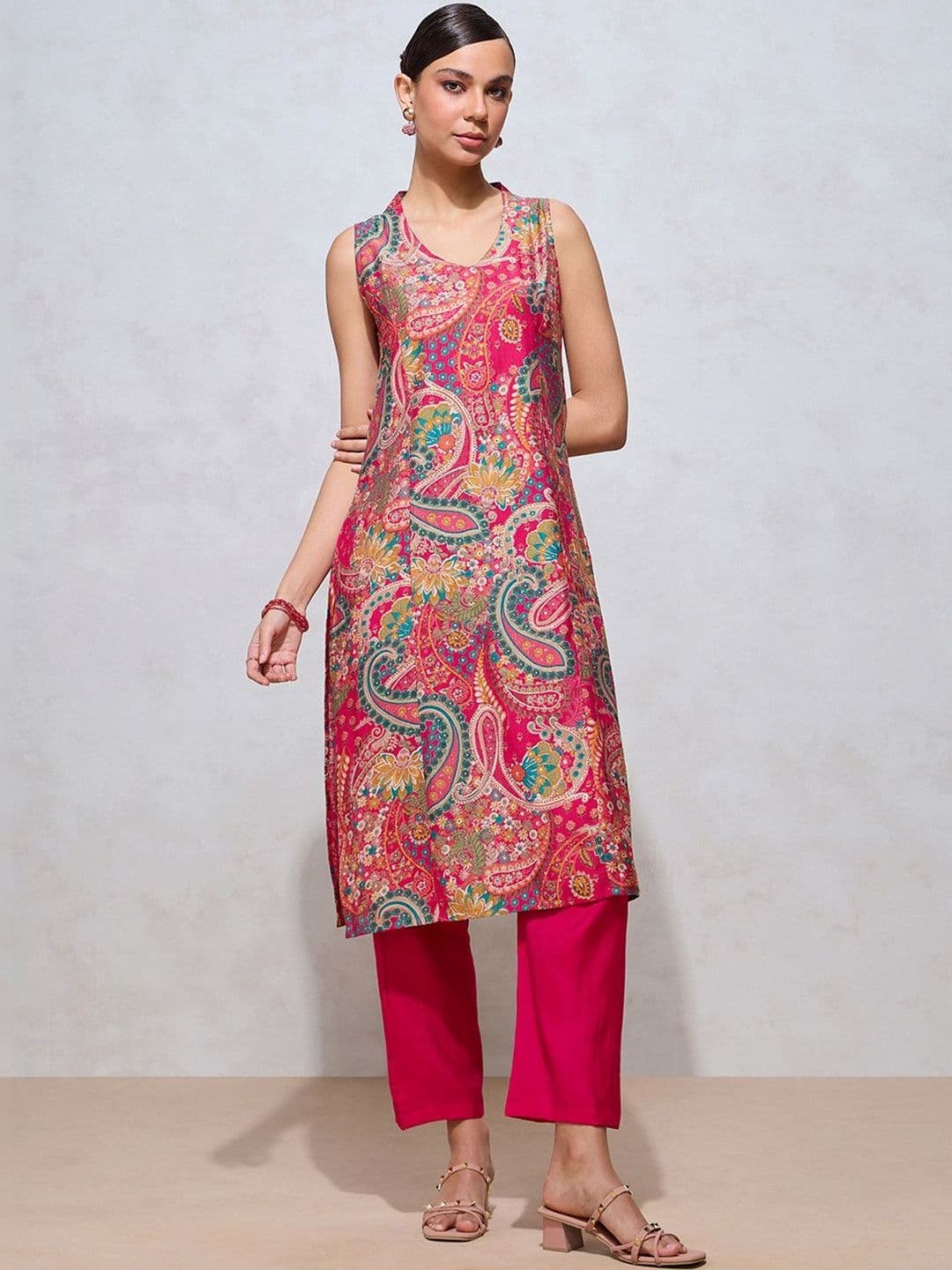 FLOWERVELLY Women Ethnic Motifs Printed Regular Kurta with Trousers - view 1