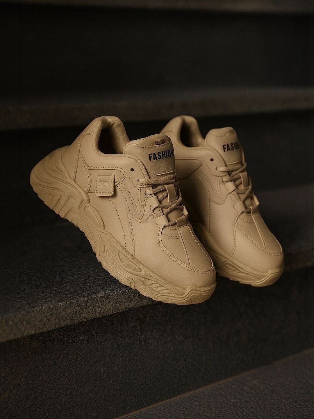 The Roadster Lifestyle Co Walking Non-Marking Sports Shoes thumbnail 5