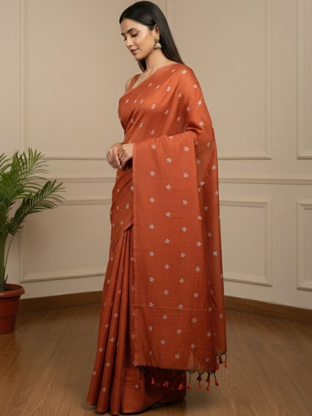 all about you Floral Embroidered Handloom Khadi Saree thumbnail 3
