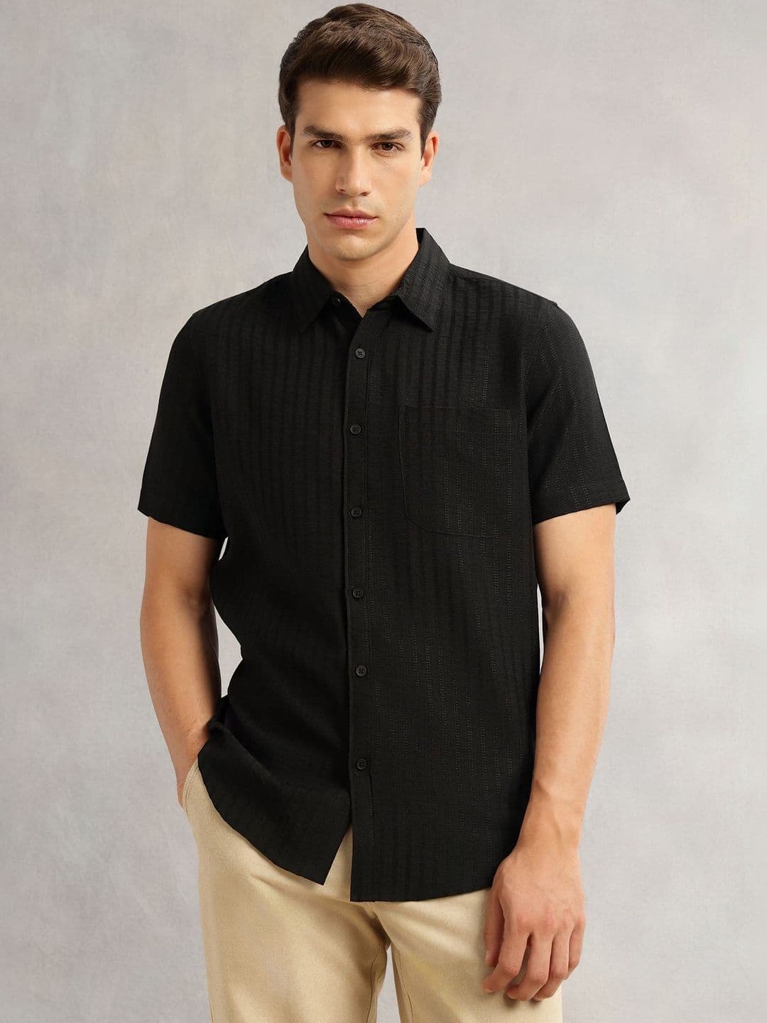 Thomas Scott Men Regular Fit Short Sleeves Spread Collar Polyester Casual Shirt thumbnail 2