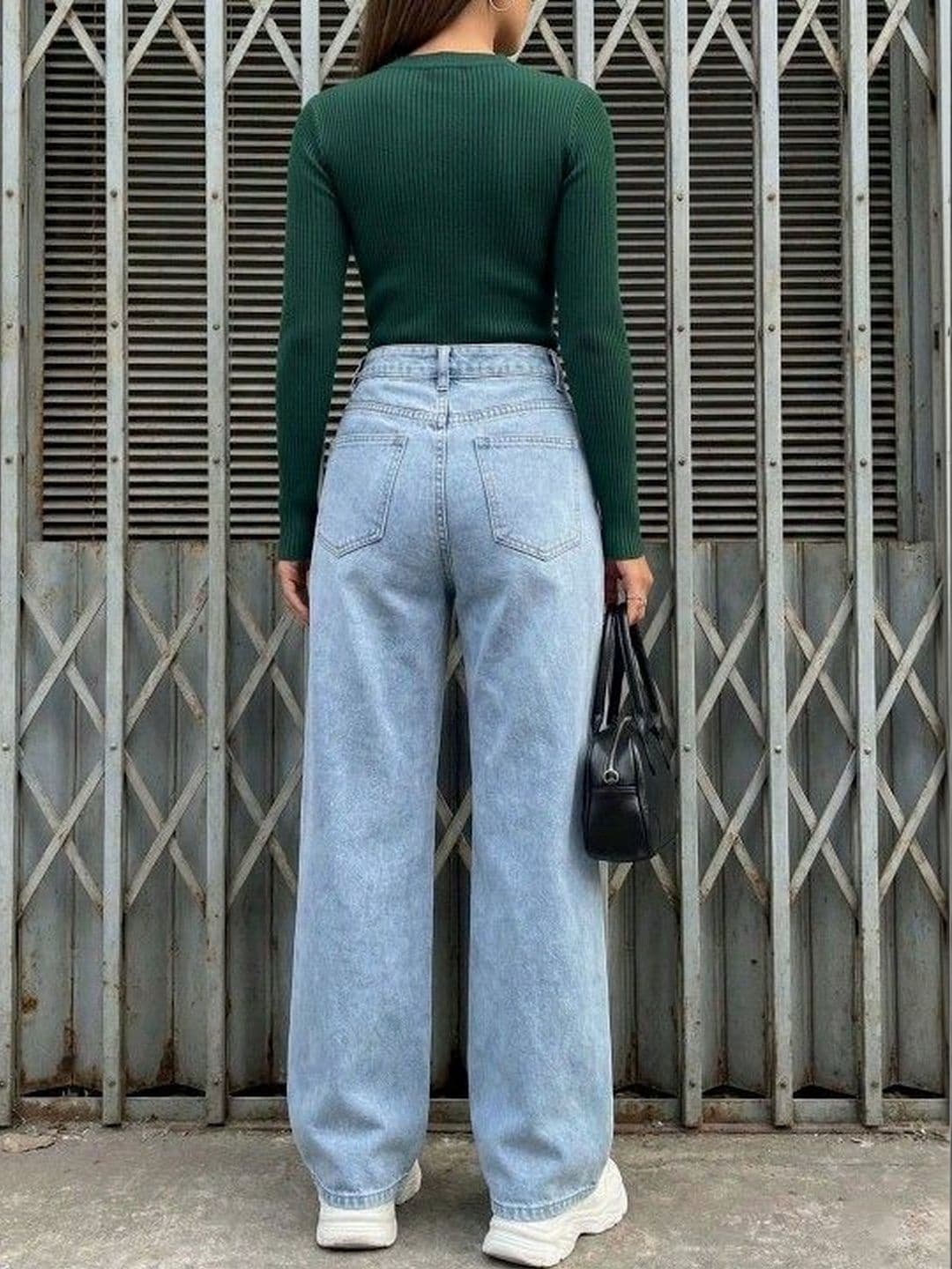 COY Women Comfort Relaxed Fit Mid-Rise Light Fade Jeans thumbnail 4