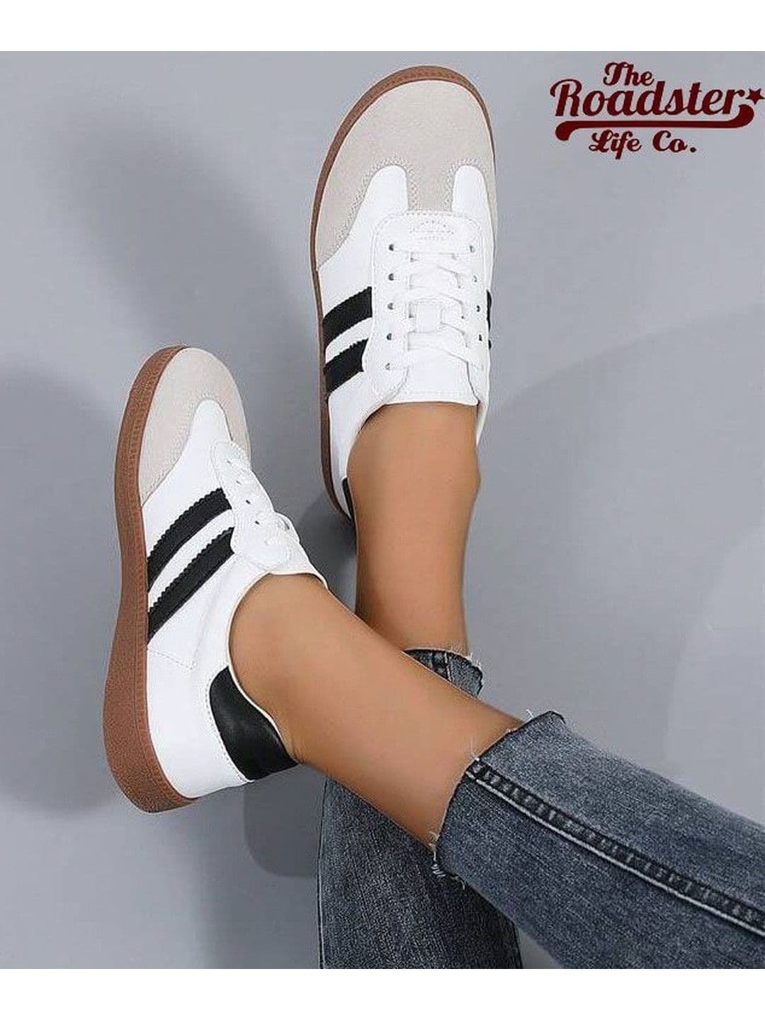 The Roadster Lifestyle Co Walking Non-Marking Sports Shoes thumbnail 2
