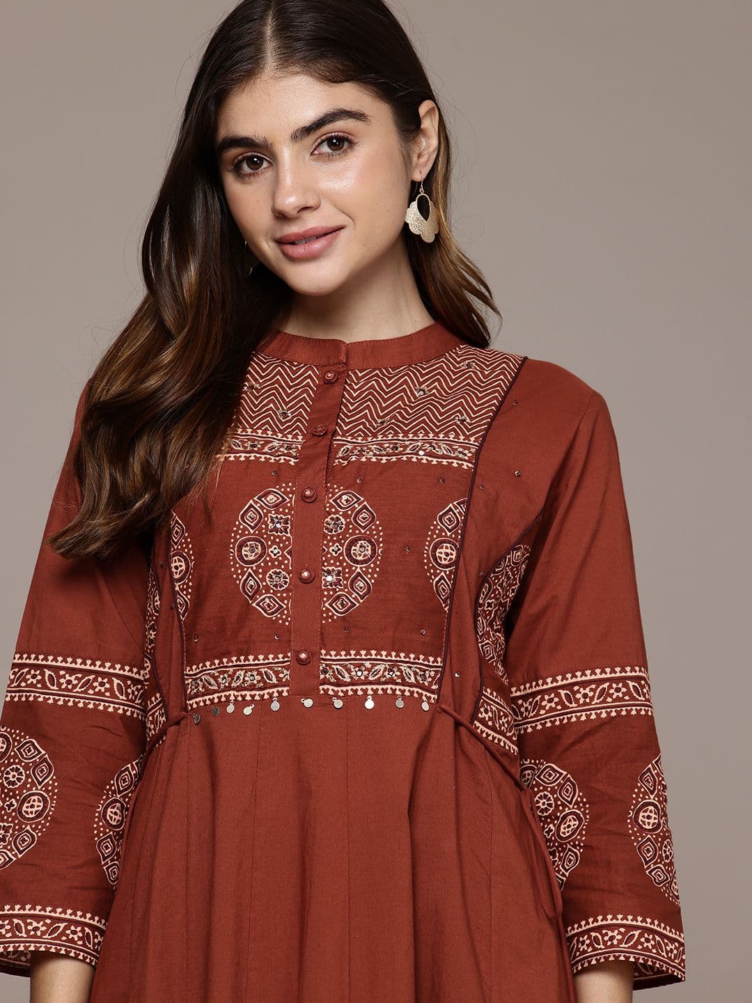 Cayman Ethnic Motifs Printed Regular Beads and Stones Pure Cotton Kurta Set thumbnail 3
