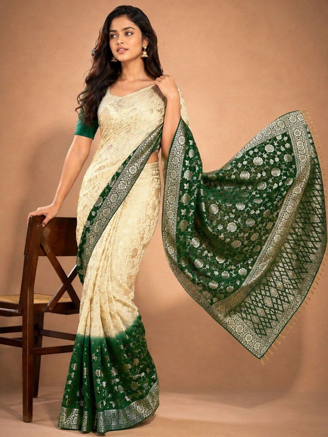 Mitera Ethnic Motifs Woven Design Zari Silk Blend Saree thumbnail 3