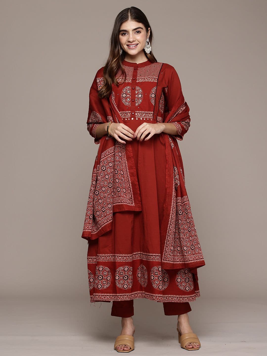 Cayman Women Printed Mirror Work Pure Cotton Kurta with Trousers & Dupatta thumbnail 2