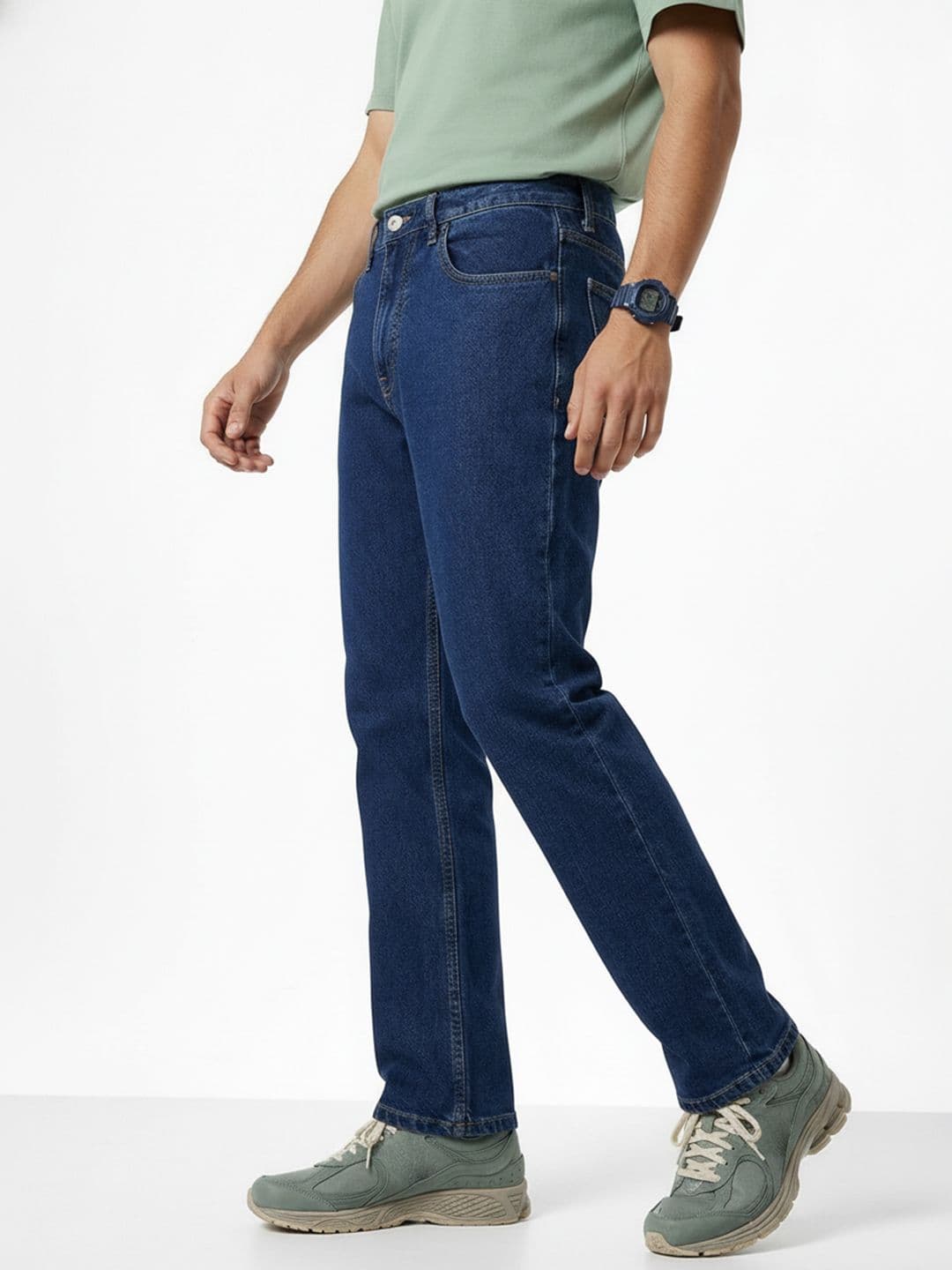 Aeropostale Men Regular Fit Stretchable Jeans thumbnail 2