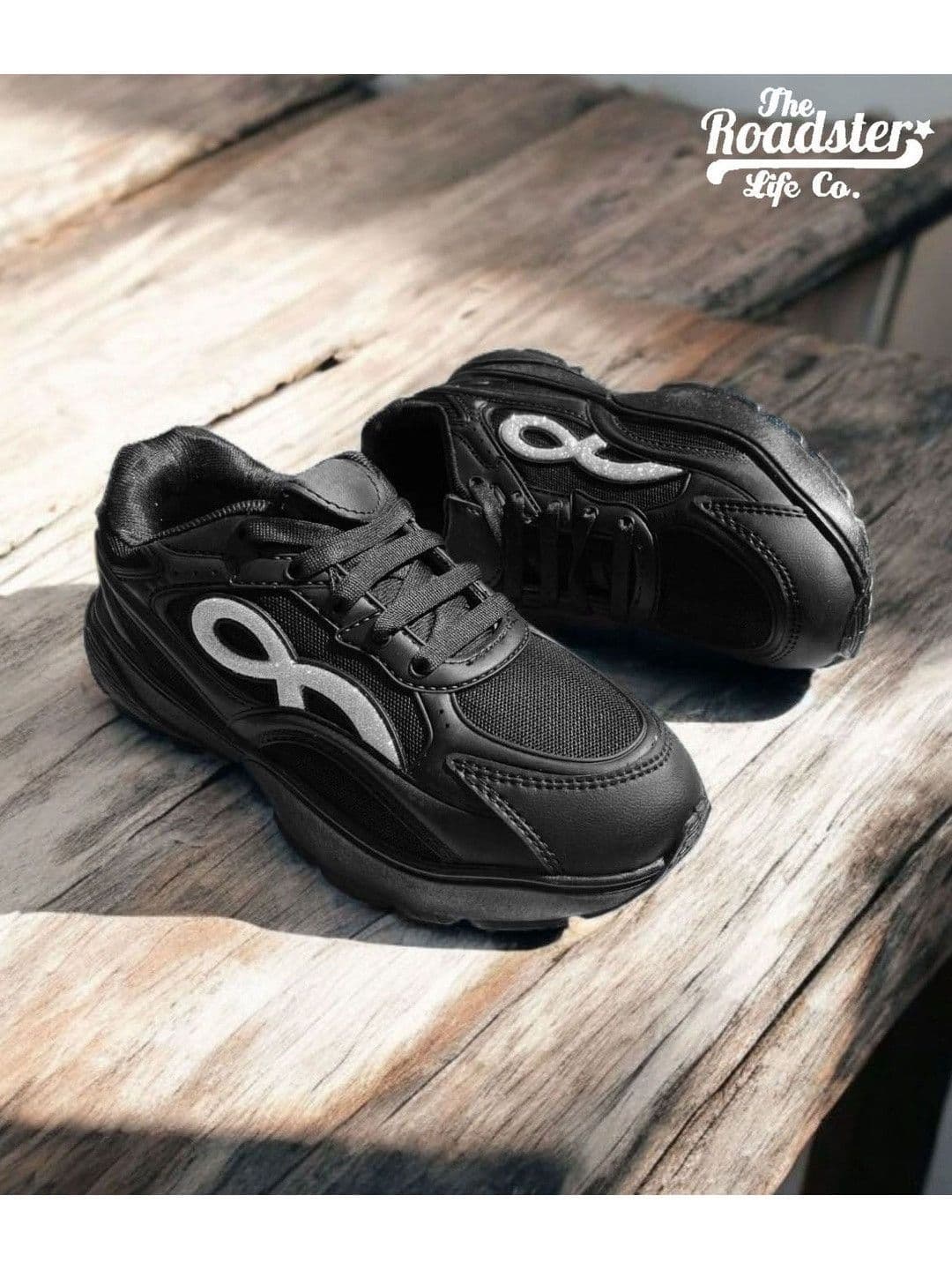 The Roadster Lifestyle Co Walking Non-Marking Sports Shoes thumbnail 2