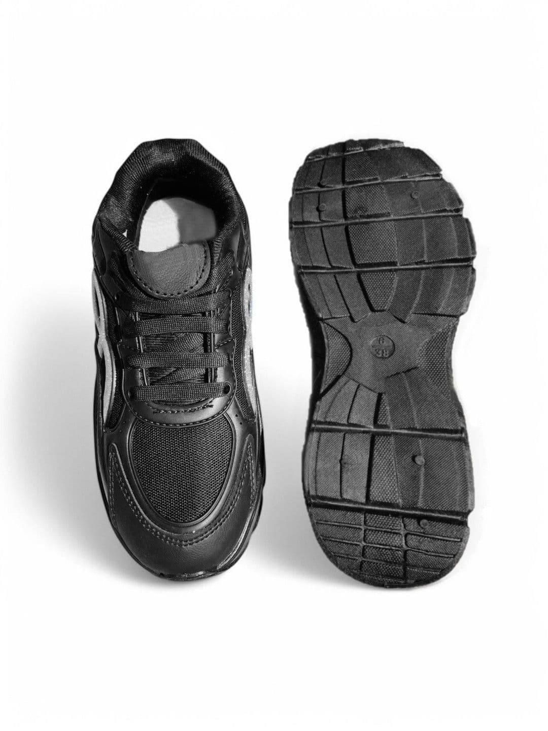 The Roadster Lifestyle Co Walking Non-Marking Sports Shoes thumbnail 3
