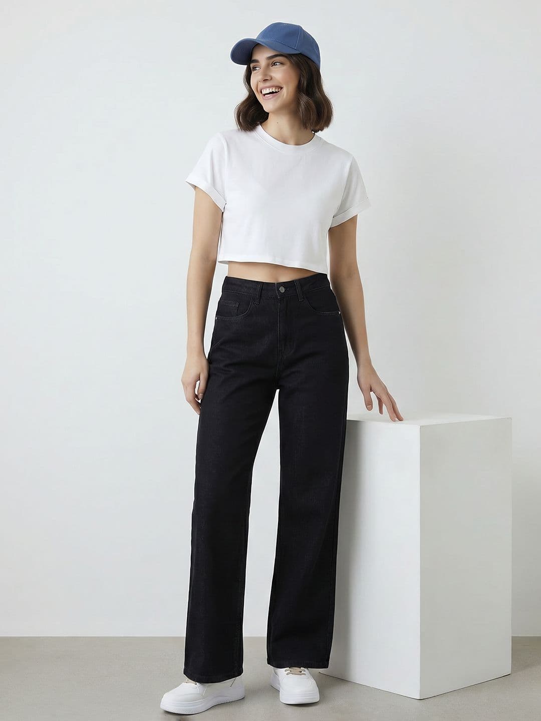 Mast & Harbour Women Relaxed Fit Stretchable Jeans thumbnail 7