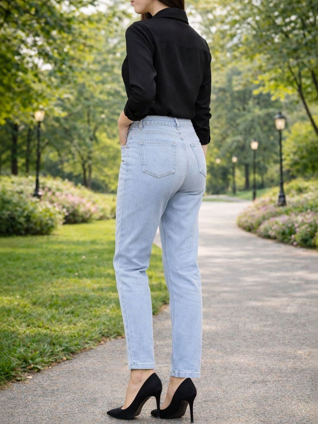 HERE&NOW Women High-Rise Light Fade Stretchable Jeans thumbnail 4