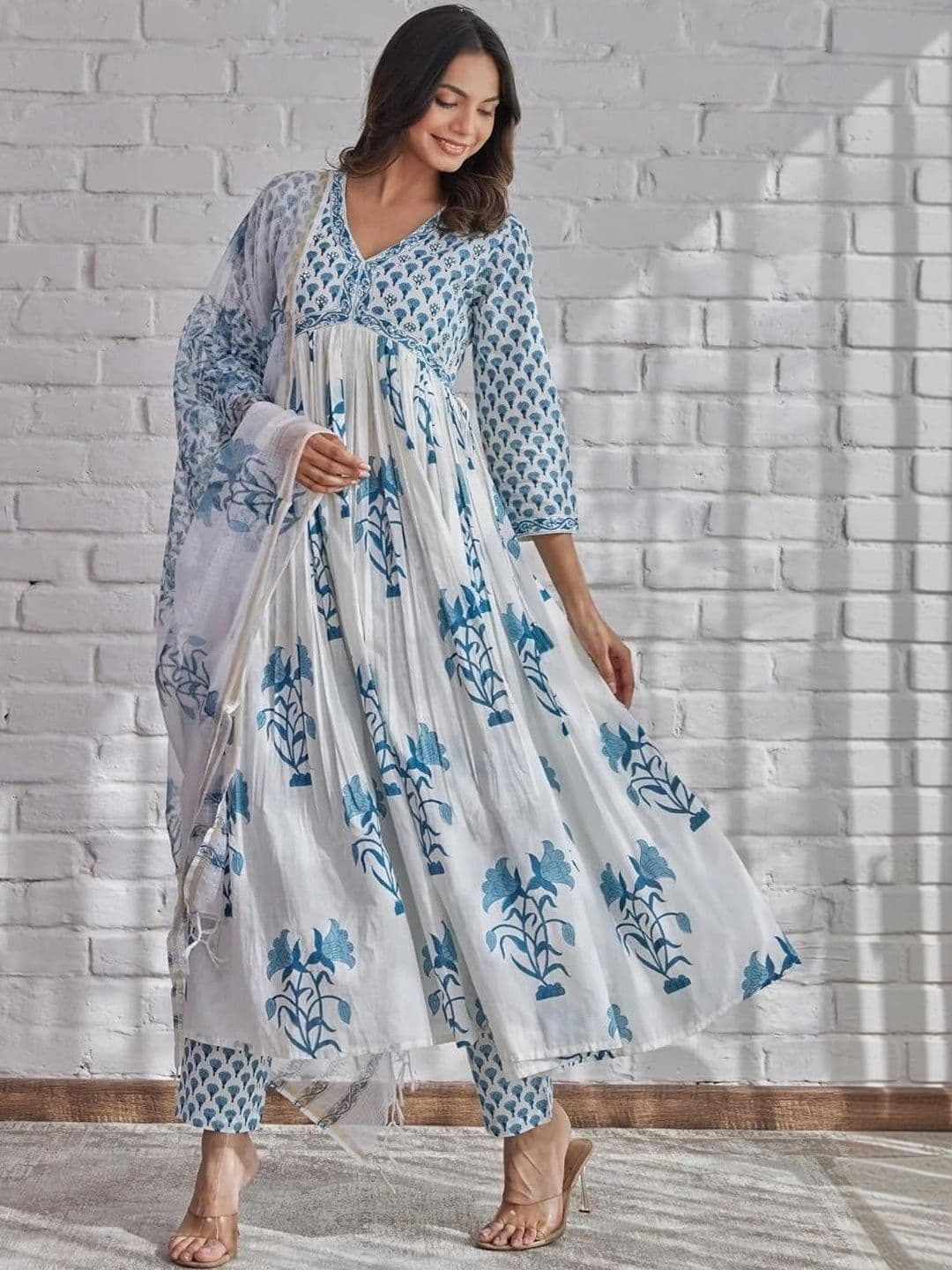 Sangria Printed Pure Cotton V-Neck Kurta & Palazzos With Dupatta thumbnail 4