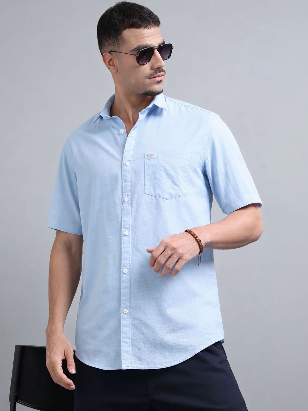 U.S. PITCHERS Men's Regular Fit Casual Shirt with Curved Hem thumbnail 3