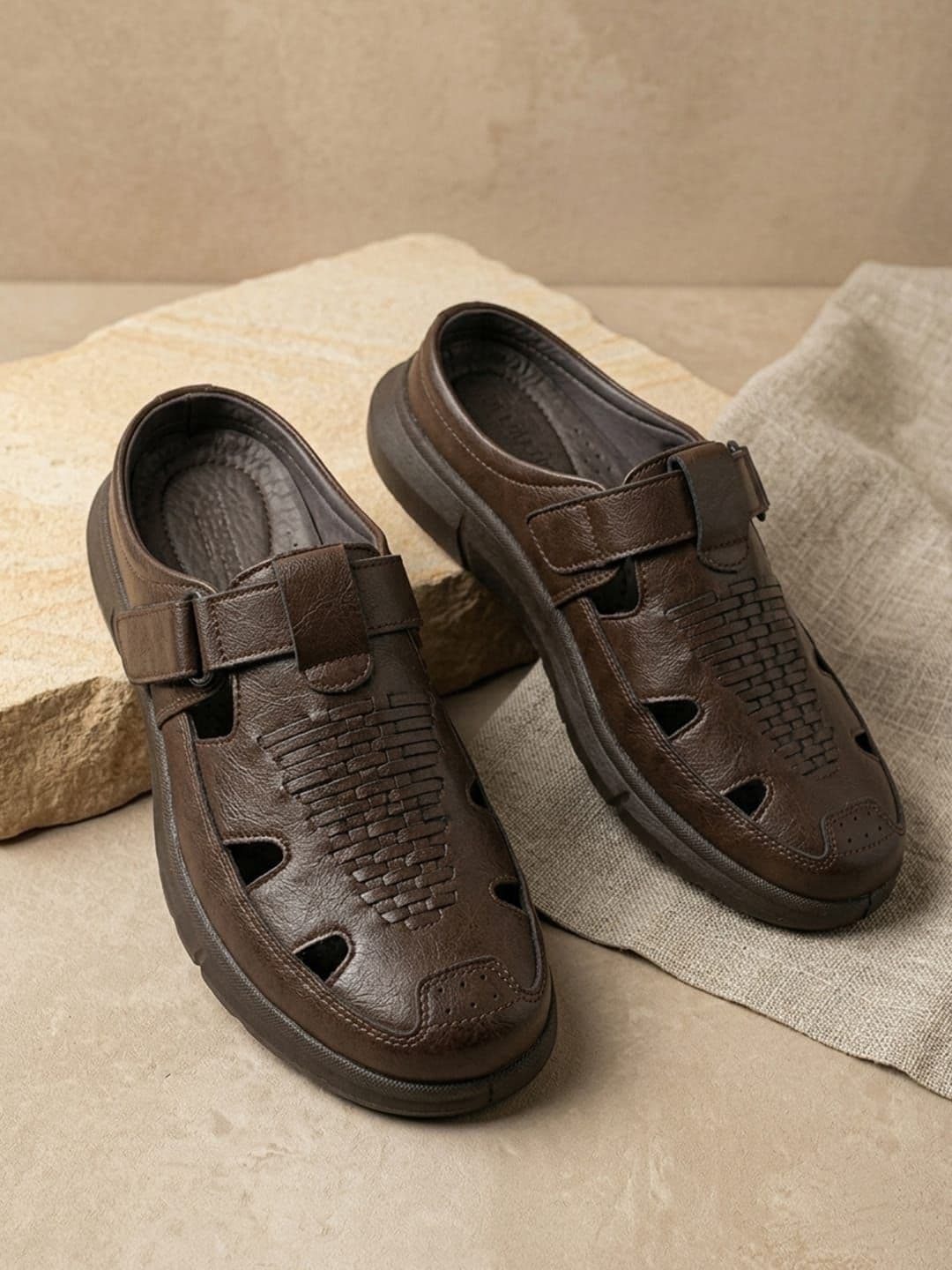 The Roadster Lifestyle Co Men Slip-On Fisherman Sandals - view 1