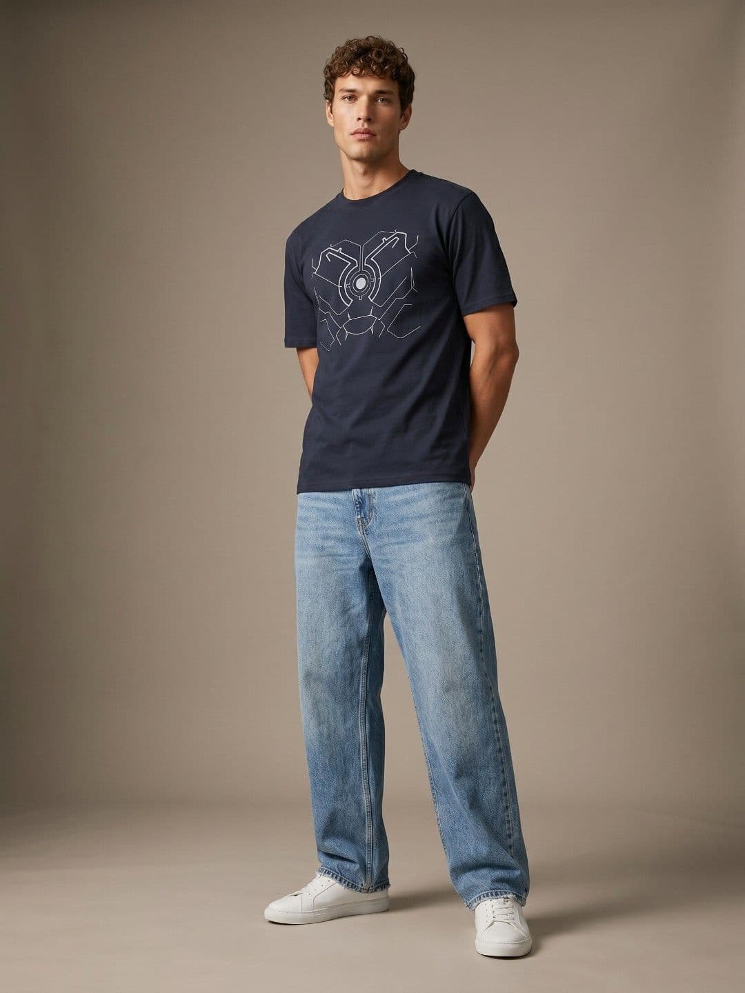 glitchez Men Graphic Printed T-shirt thumbnail 2
