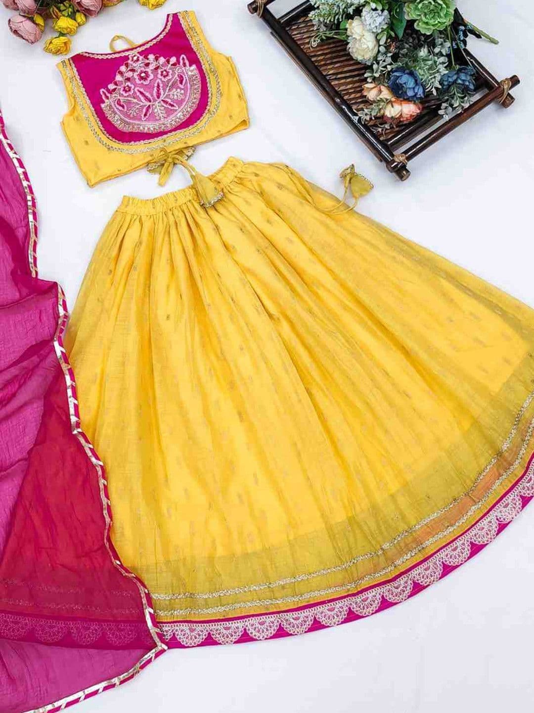 RJ ONLINE Girls Thread Work Tie and Dye Ready to Wear Lehenga & Blouse With Dupatta thumbnail 4