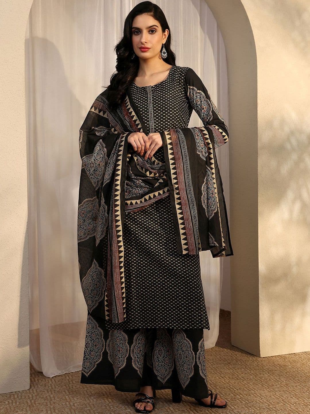 Libas Women Ethnic Motifs Printed Regular Kurta with Palazzos & With Dupatta - view 1