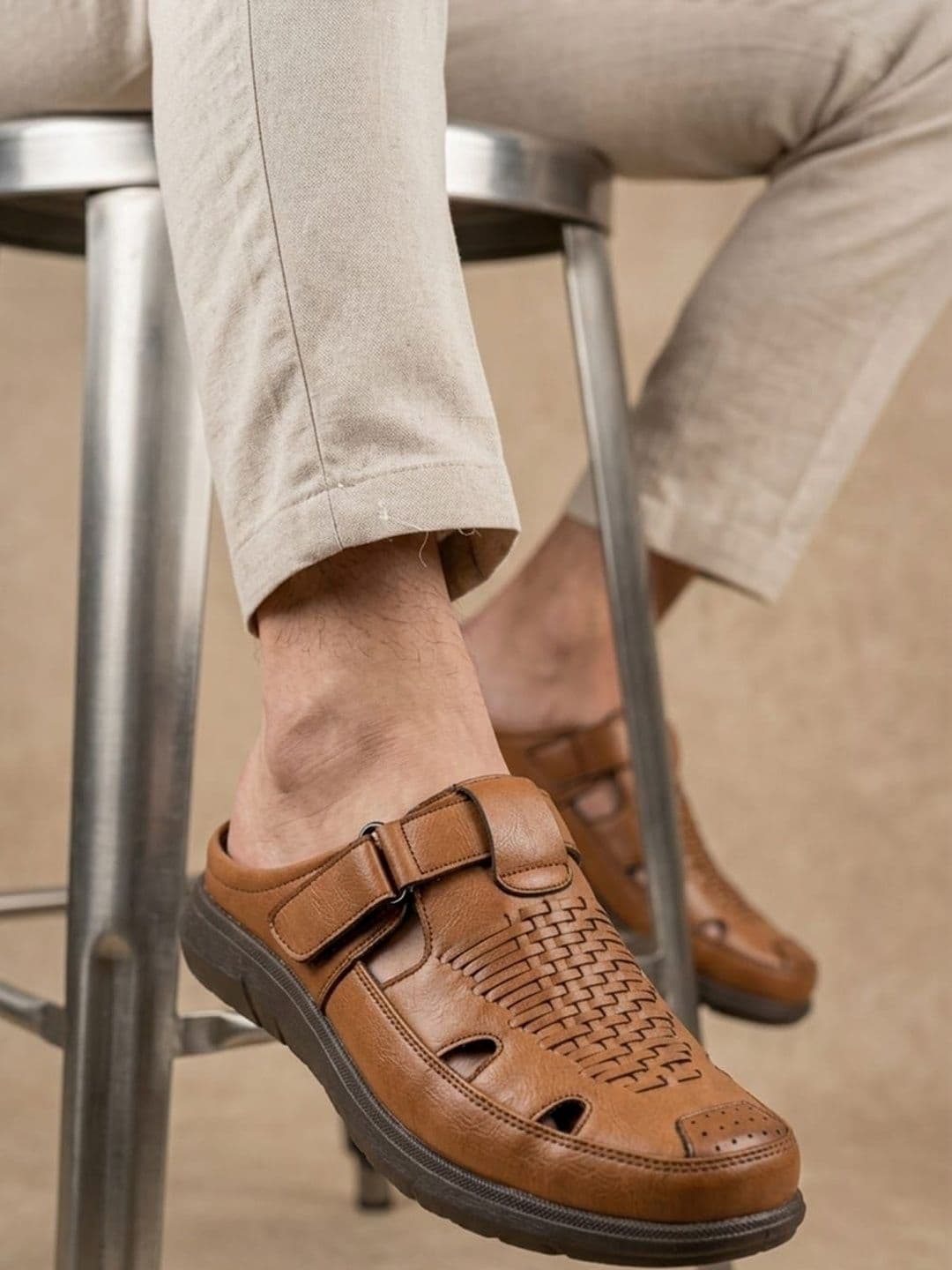 The Roadster Lifestyle Co Men Slip-On Fisherman Sandals thumbnail 2