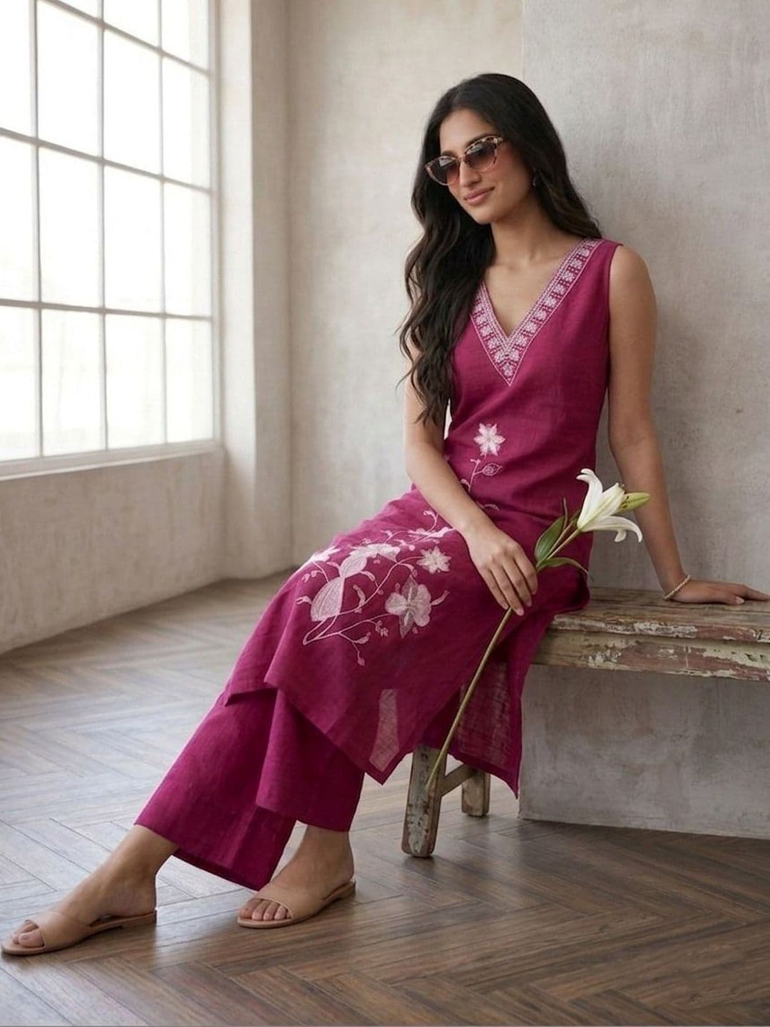 HERE&NOW Women Ethnic Motifs Embroidered Regular Thread Work Kurta with Trousers thumbnail 5