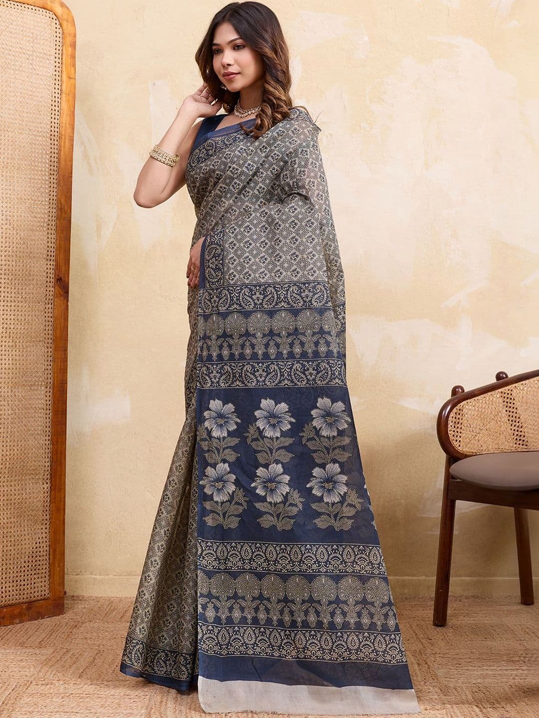 SHANVIKA Ethnic Motifs Pure Cotton Handloom Saree thumbnail 5