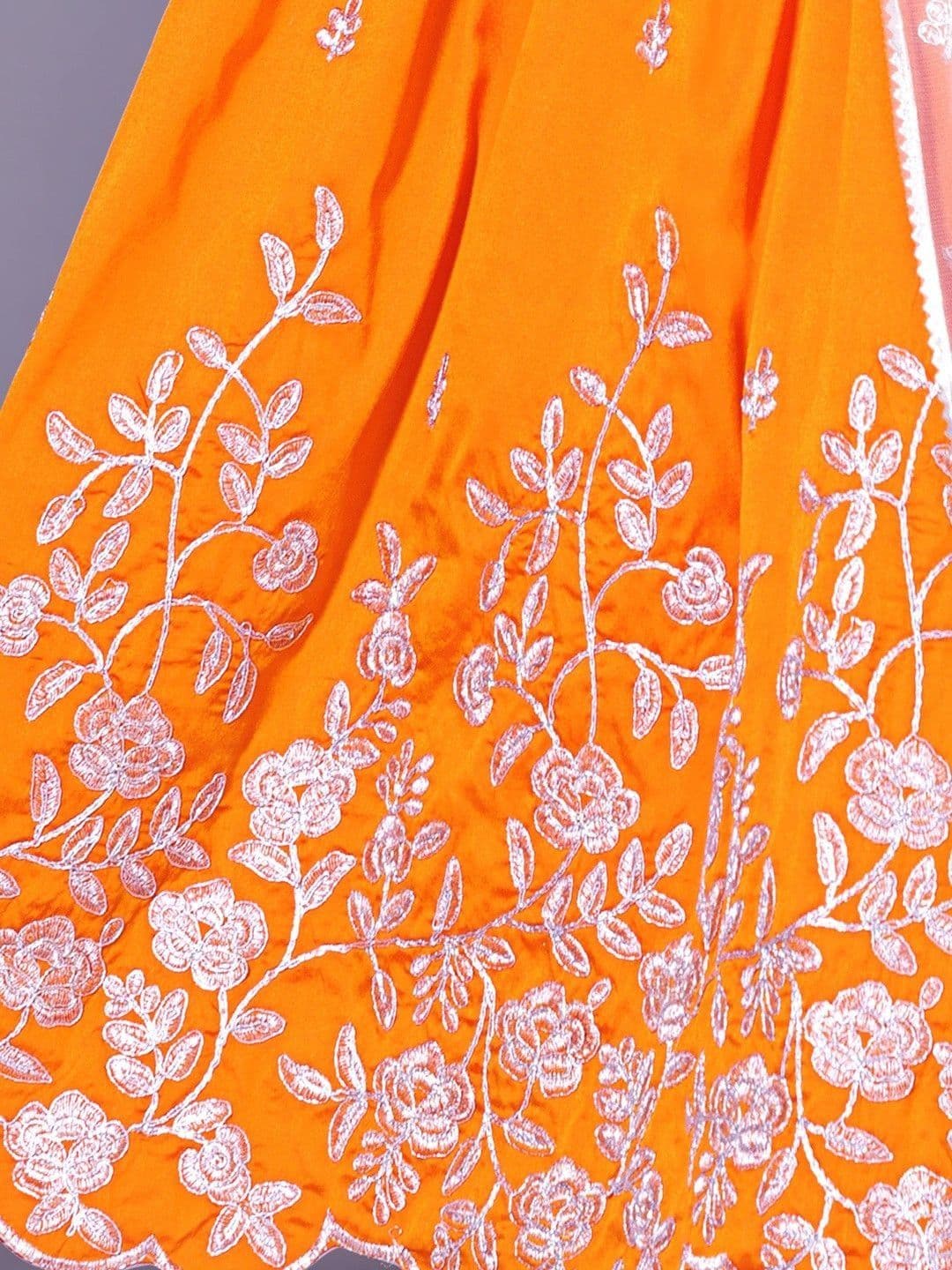 RJ ONLINE Girls Embroidered Thread Work Tie and Dye Ready to Wear Lehenga & Blouse With Dupatta thumbnail 4