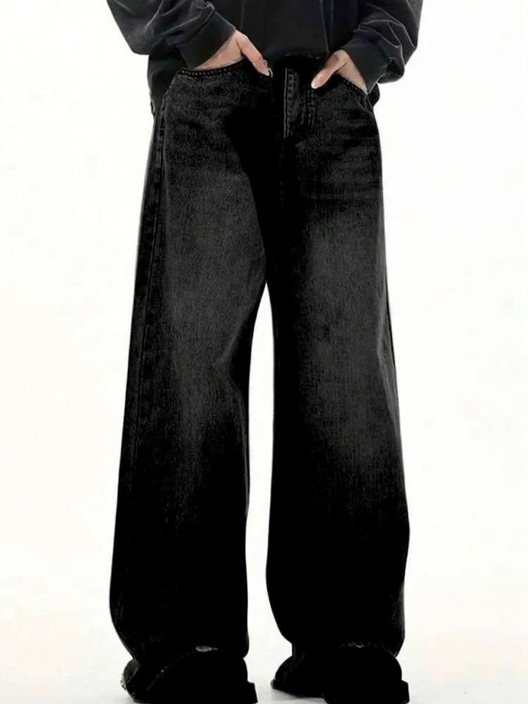 Kotty Men Relaxed Fit Low-Rise Light Fade Jeans thumbnail 2