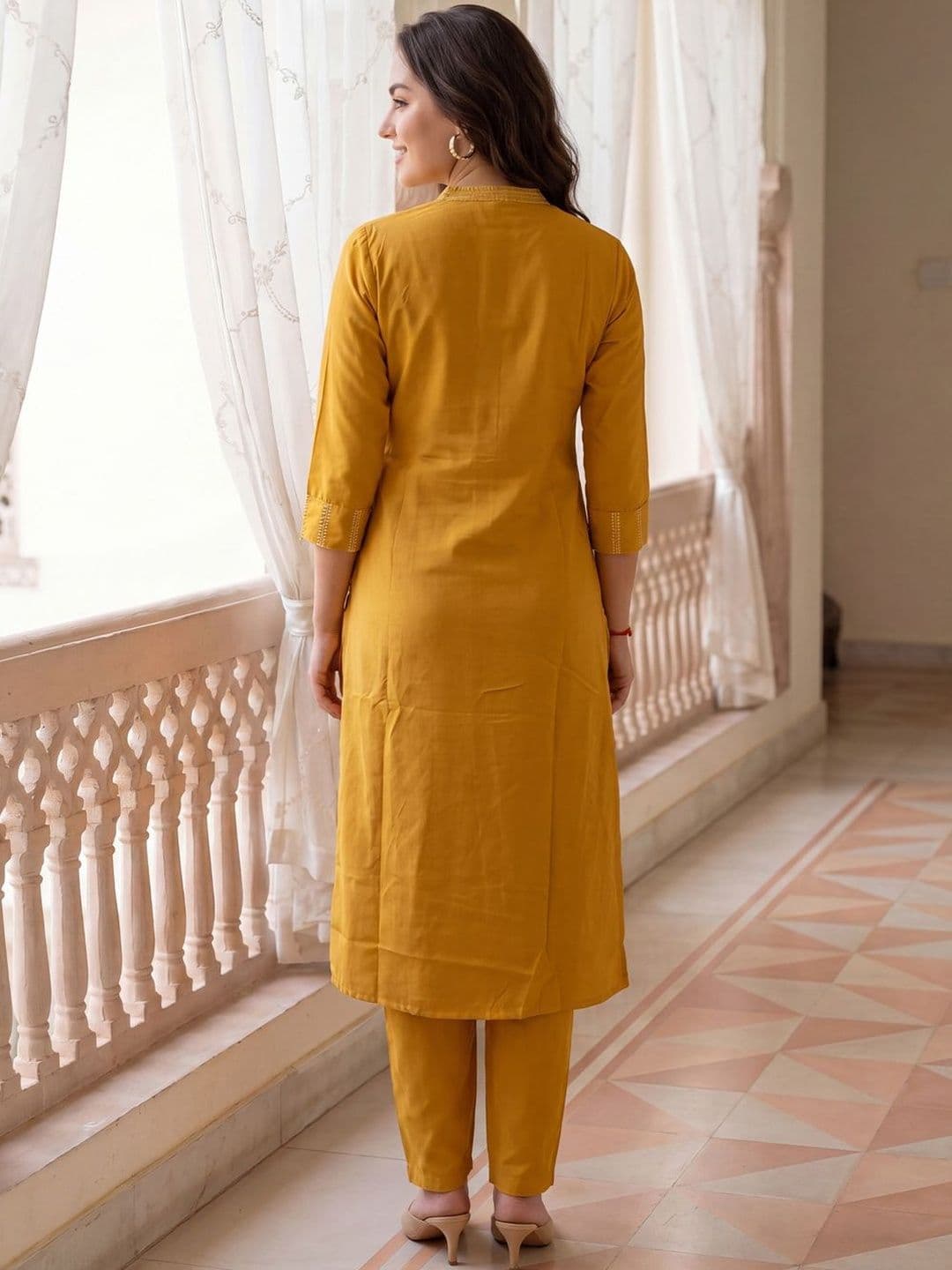 Indo Era Women Regular Thread Work Kurta with Trousers thumbnail 3