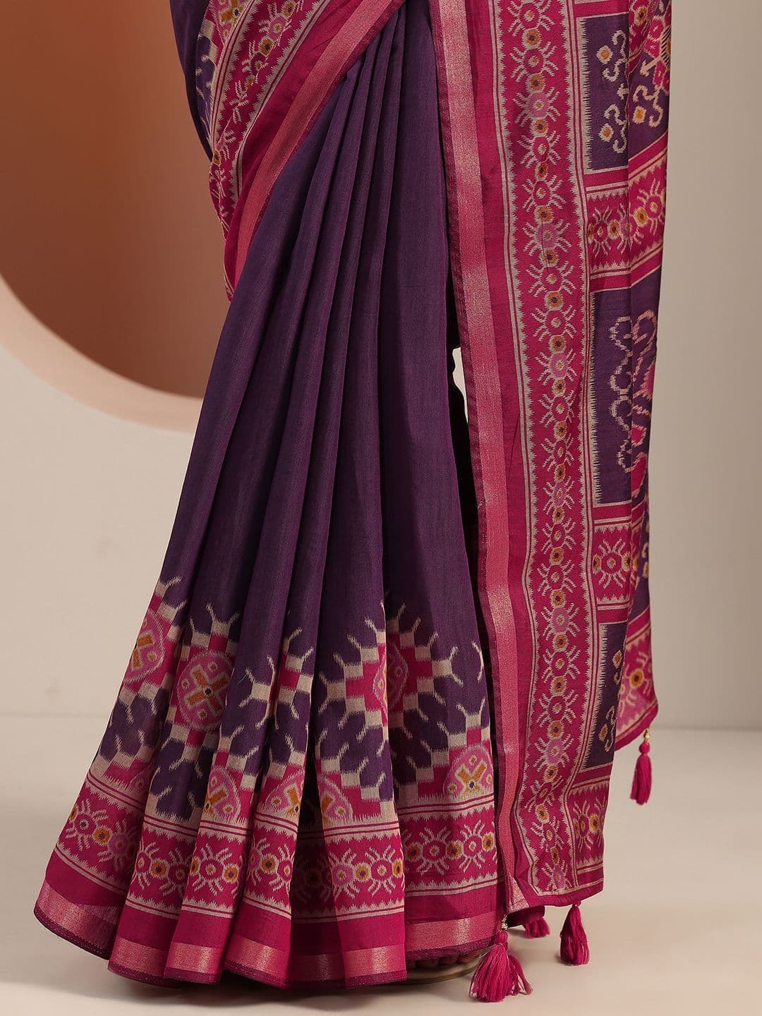 Libas Purple Solid Cotton Blend Saree With Unstitched Blouse Piece thumbnail 5