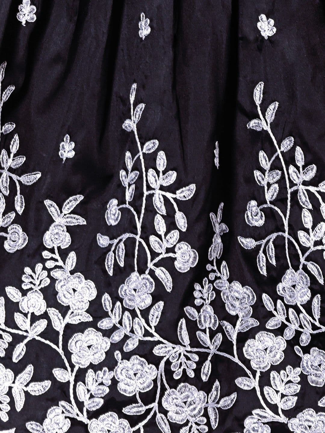 RJ ONLINE Girls Embroidered Thread Work Tie and Dye Ready to Wear Lehenga & Blouse With Dupatta thumbnail 6