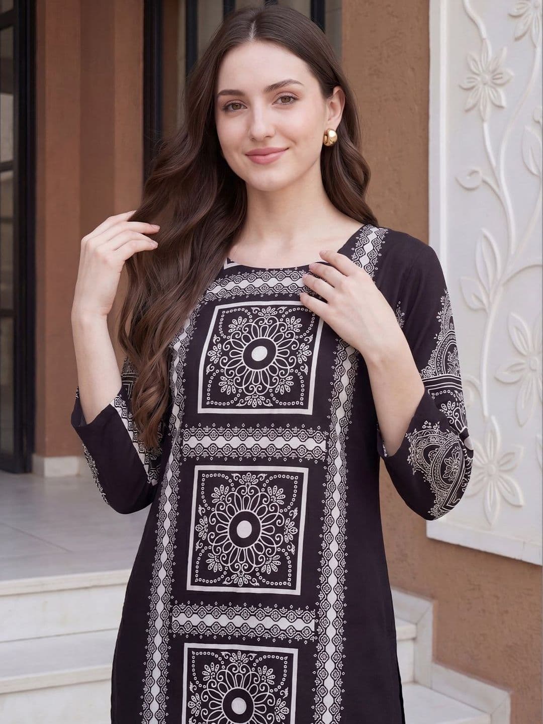 Indo Era Women Ethnic Motifs Printed Regular Kurta with Trousers thumbnail 4