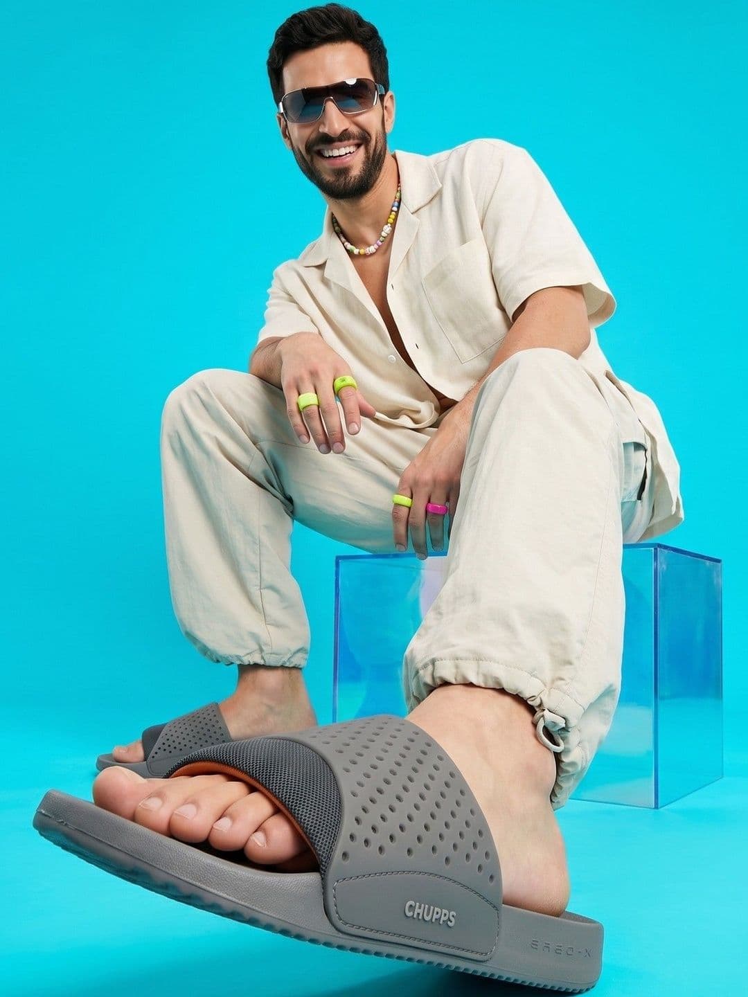 CHUPPS Men Comfort Everyday Wear Flip Flops thumbnail 3