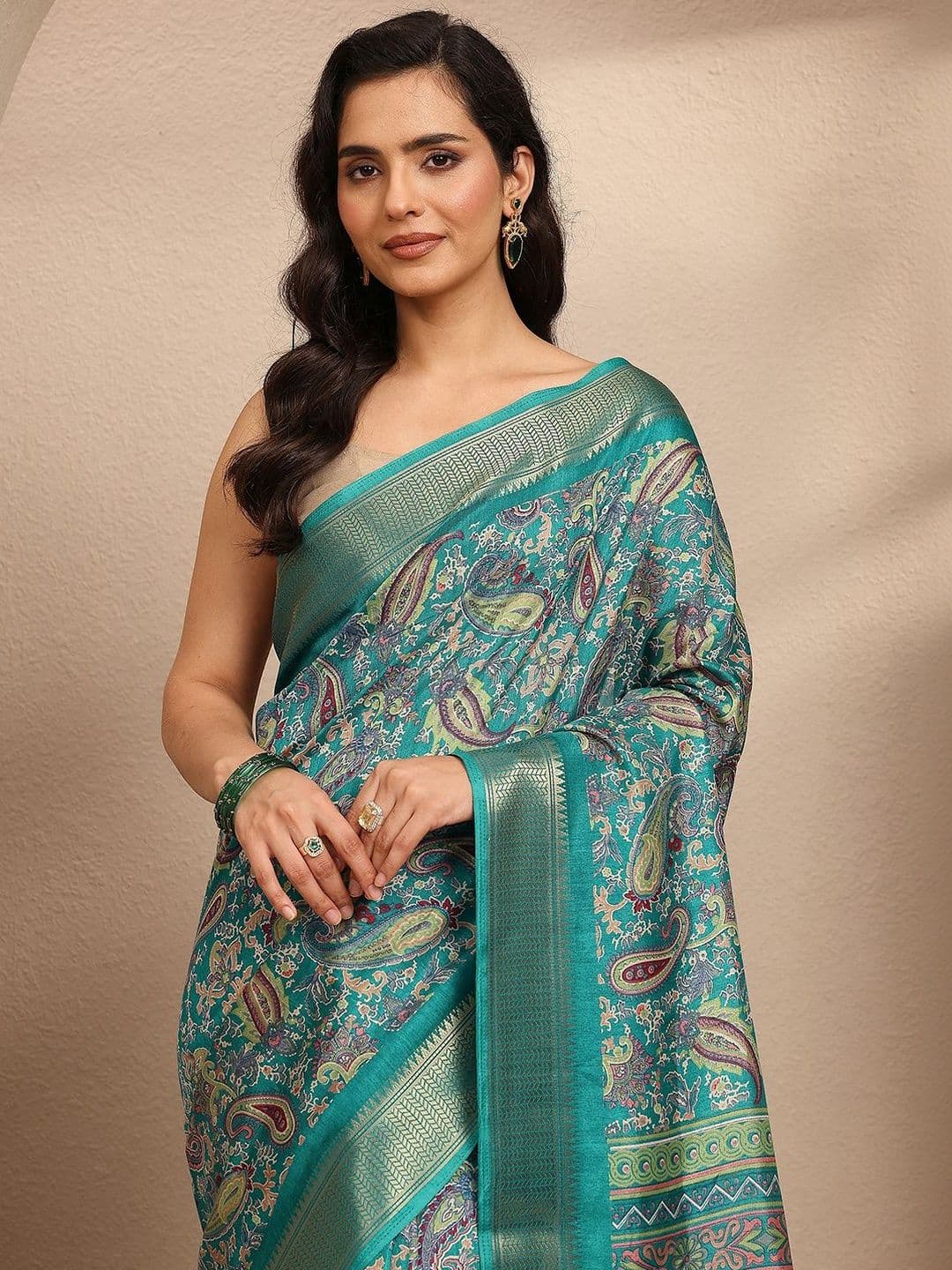 Libas Green Paisley Printed Saree With Unstitched Blouse Piece thumbnail 3