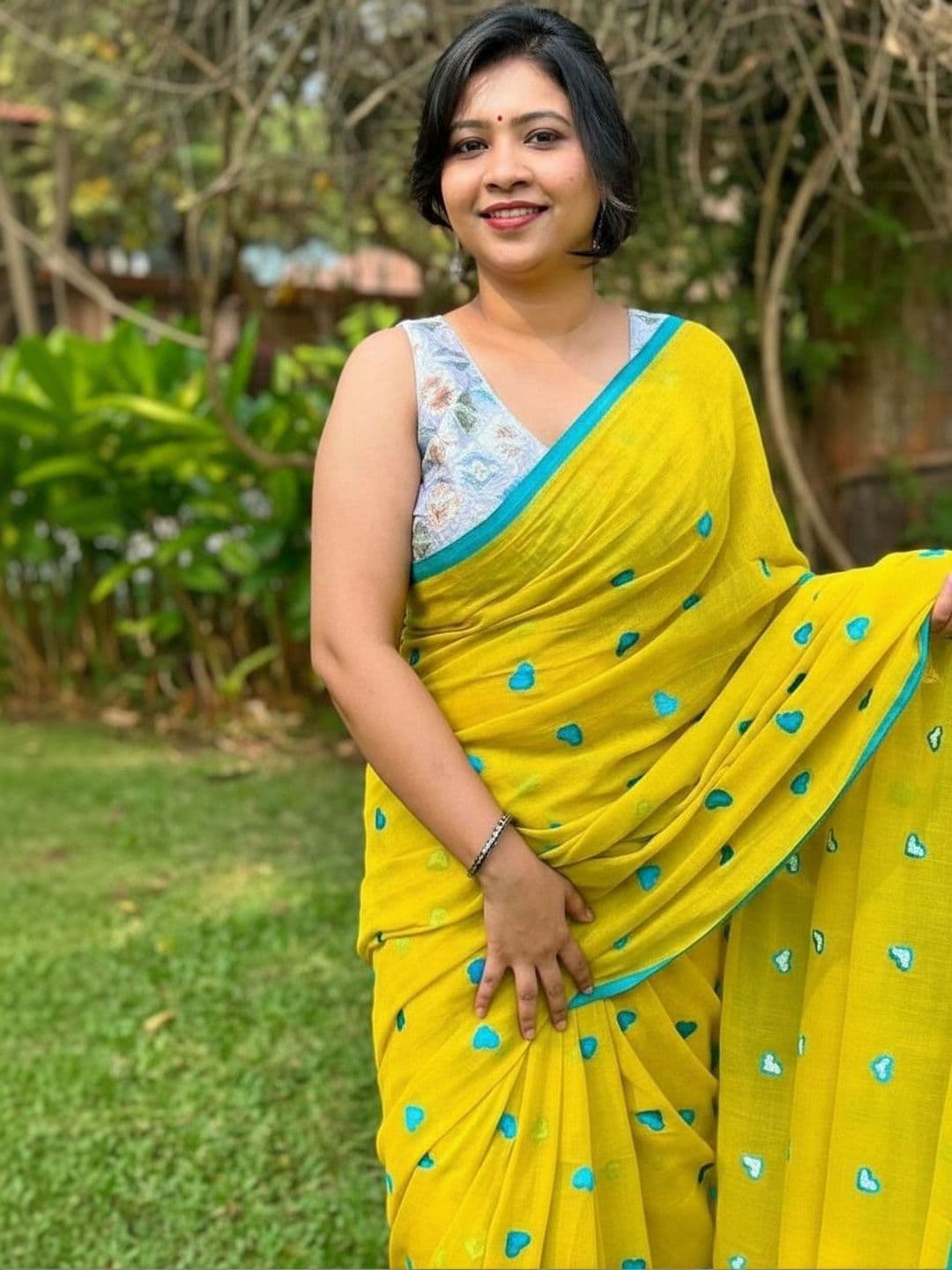 all about you Handloom Khadi Saree thumbnail 5
