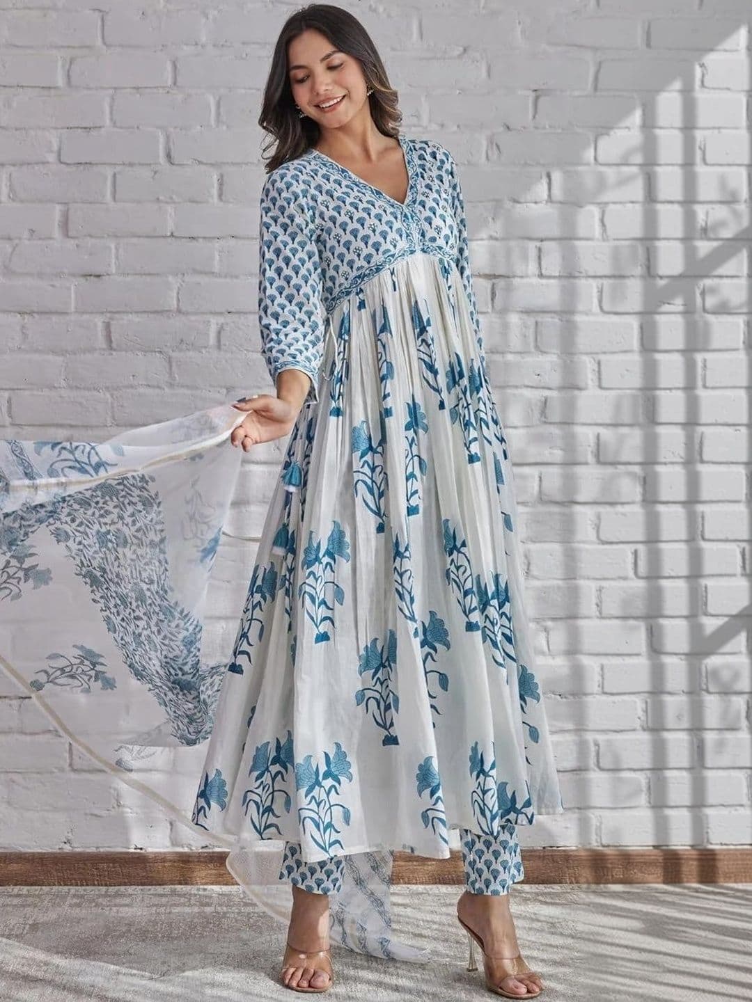Sangria Printed Pure Cotton V-Neck Kurta & Palazzos With Dupatta thumbnail 2