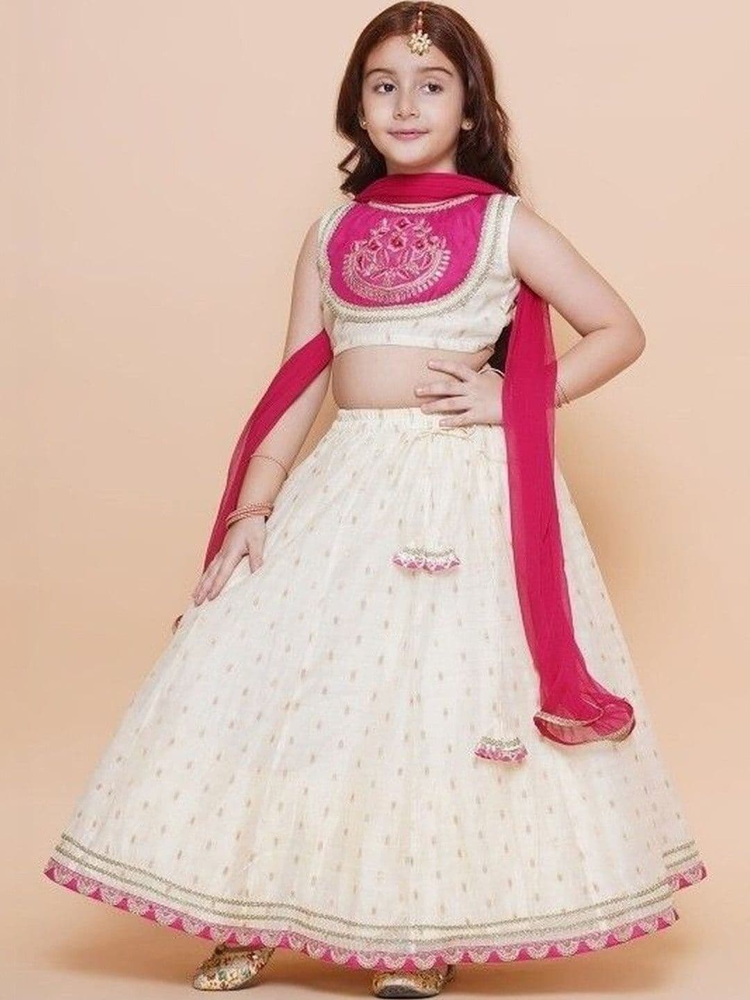 RJ ONLINE Girls Embellished Thread Work Tie and Dye Lehenga & Blouse With Dupatta thumbnail 2