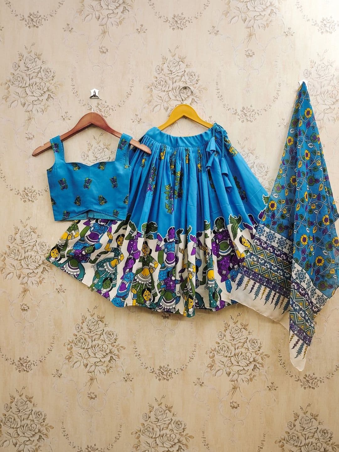 Sangria Girls Printed Square Neck Flared Lehenga Choli thumbnail 2