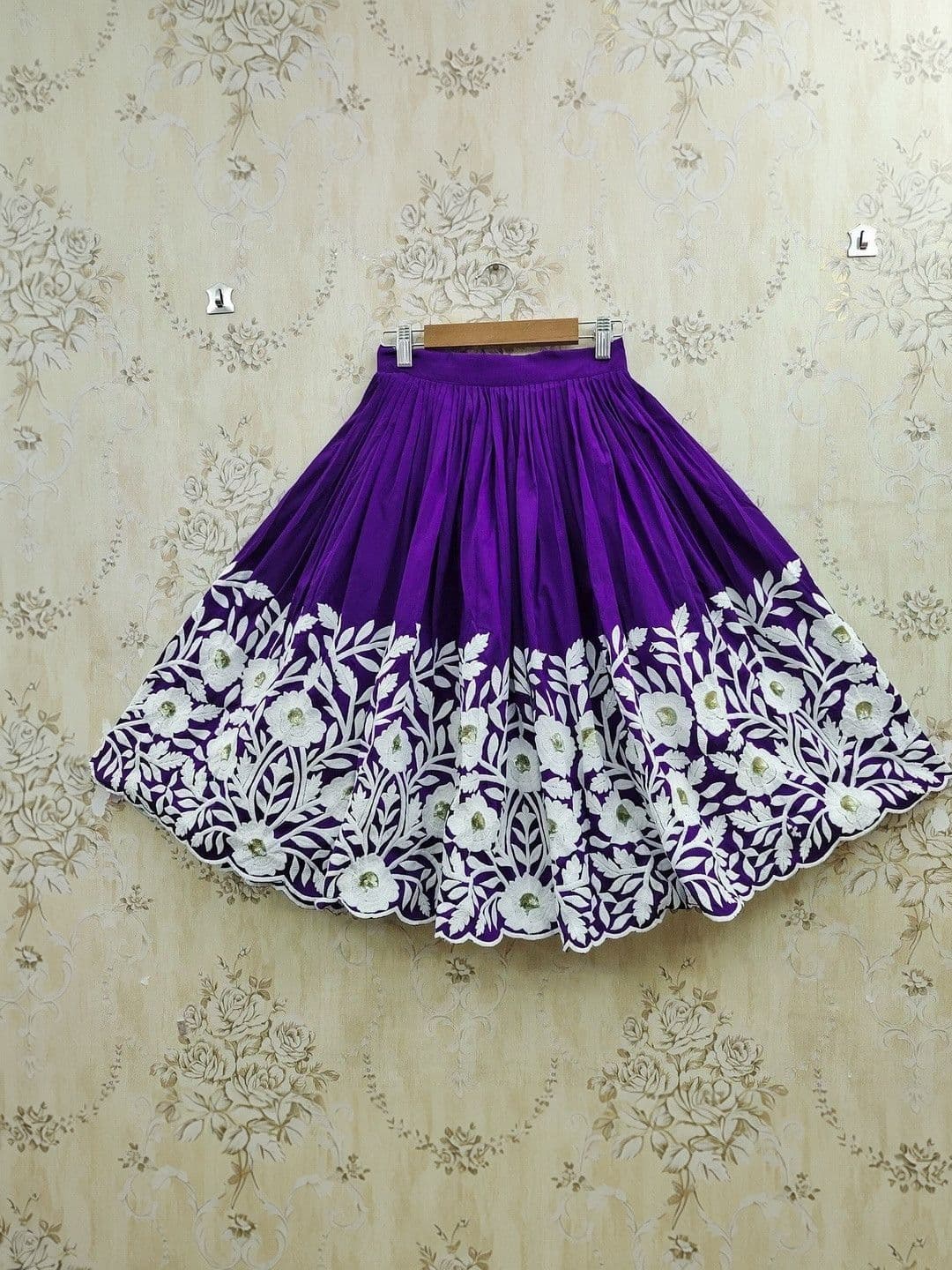 Helene Girls Embellished Thread Work Ready to Wear Lehenga Choli thumbnail 3