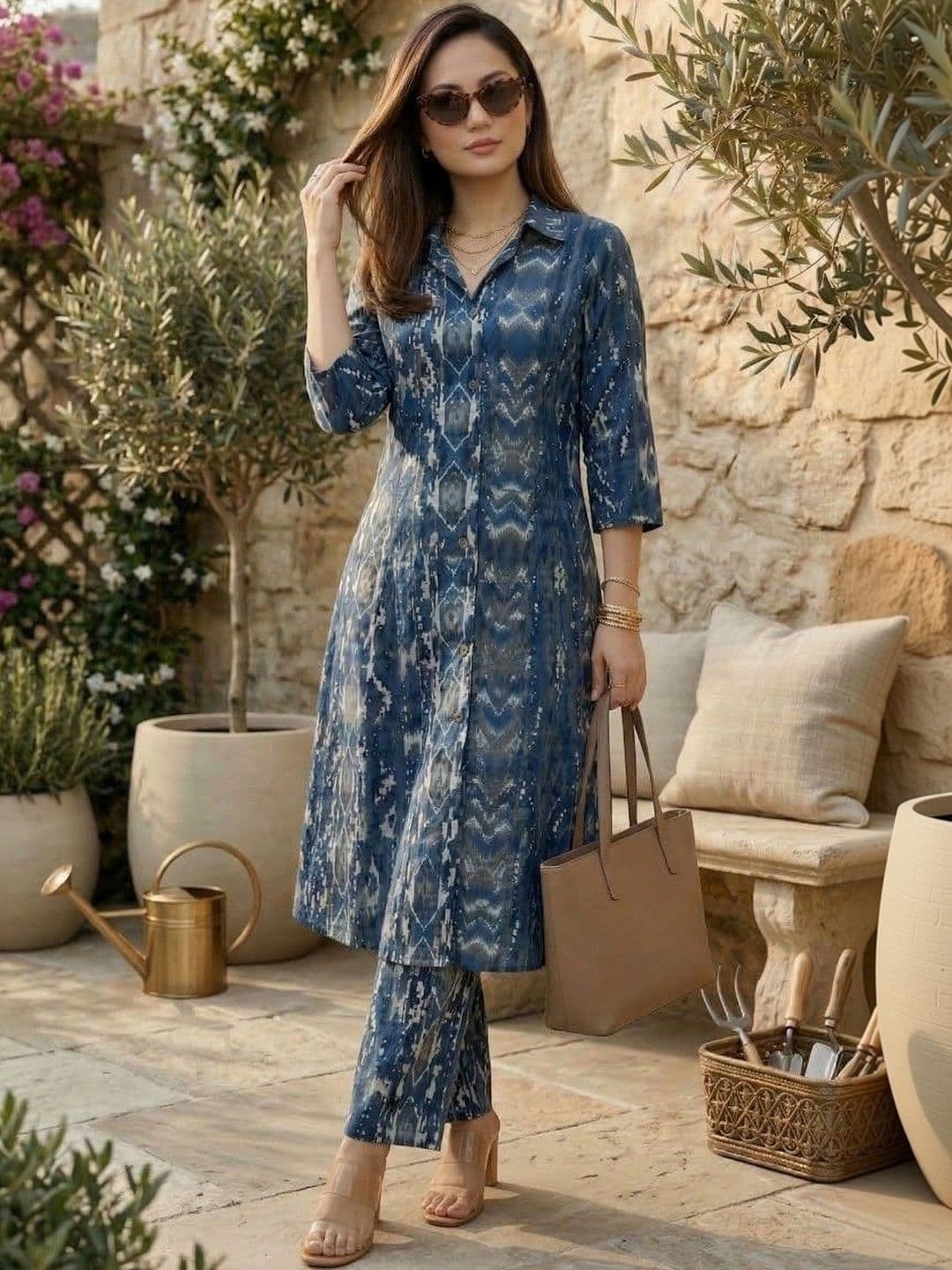 Demirner Women Ethnic Motifs Printed Regular Pure Cotton Kurta with Trousers thumbnail 5