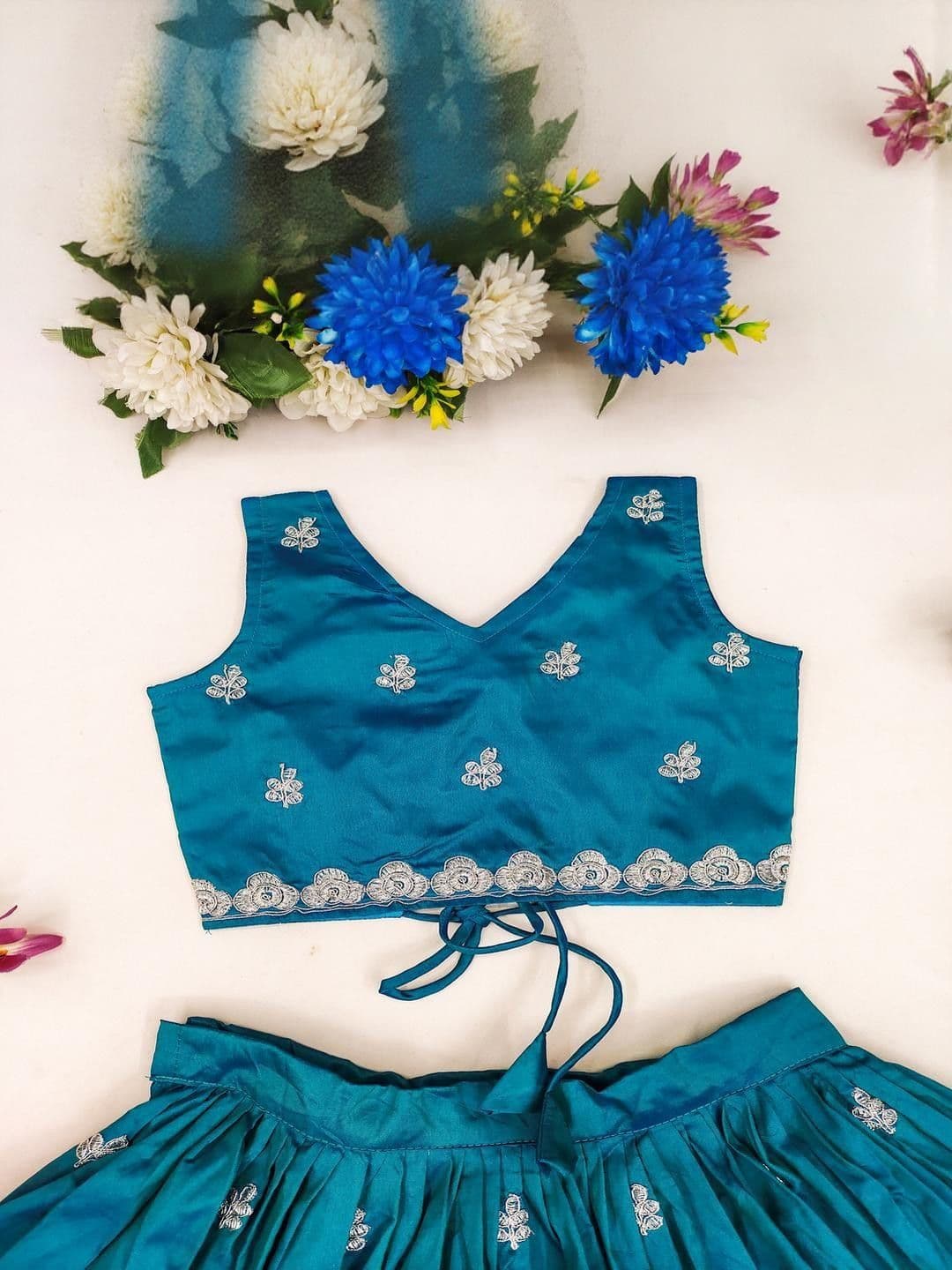 RJ ONLINE Embellished Silk Lehenga Choli thumbnail 4
