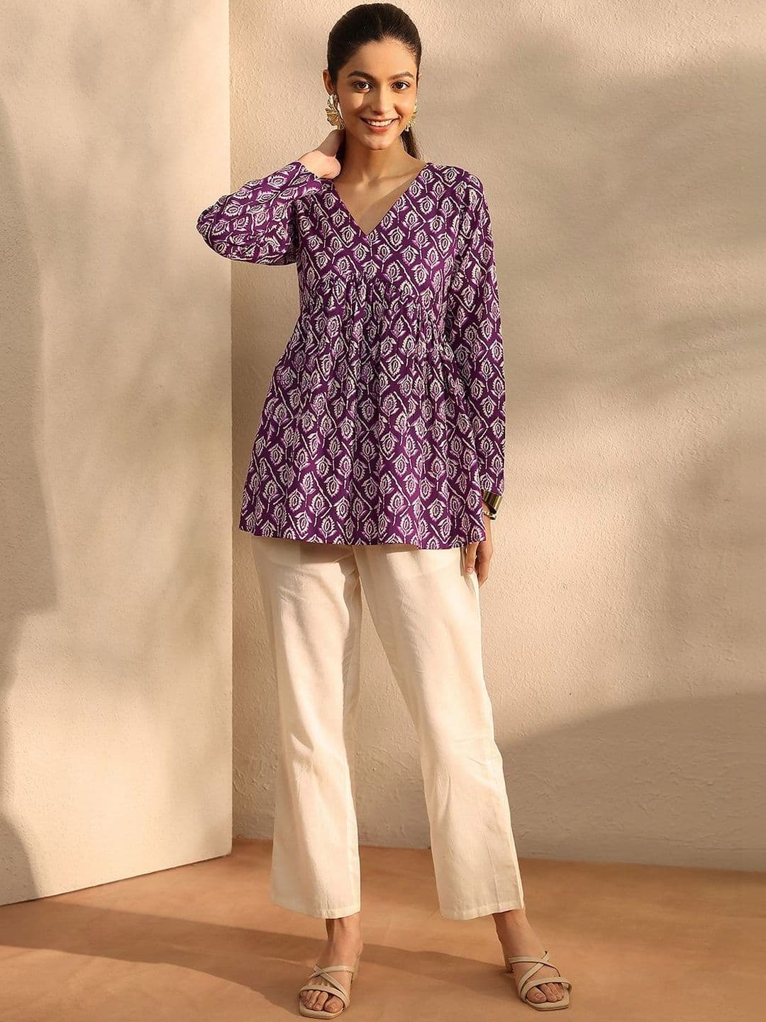 Libas Ethnic Motifs Printed V-Neck Empire Kurti thumbnail 3