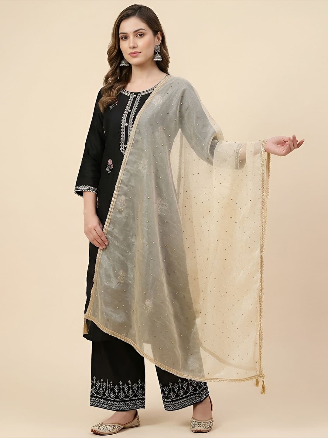 MUFFLY Dupatta with Beads and Stones - view 1