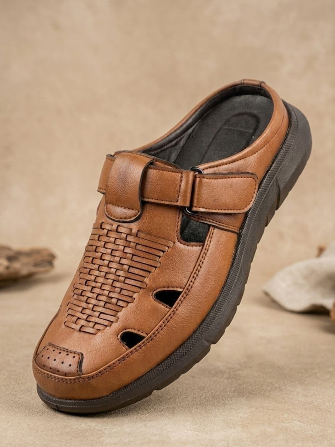The Roadster Lifestyle Co Men Slip-On Fisherman Sandals thumbnail 5
